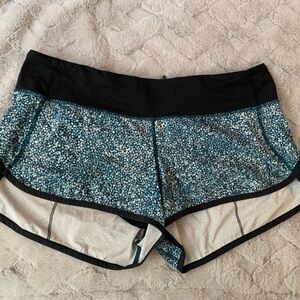 Women’s Lululemon shorts